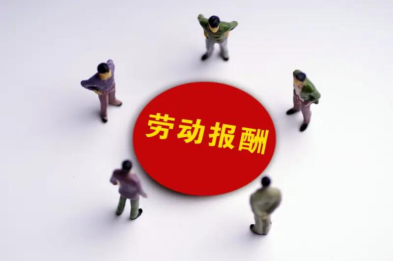 间谍策反中企员工导致项目停工停产，这事儿真让人愤怒！之前就有外国间谍机构盯上咱们