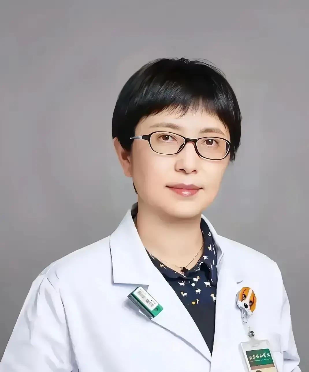 看到专家聊起那种一激动就断线的泪腺，我整个人被击中了。以前总觉得自己没出息，