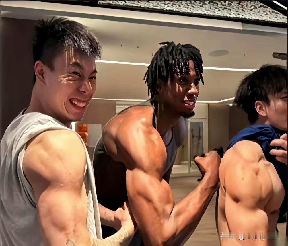 我不信！说上海的大外援白边吃药这事实锤了。有对张镇麟说三道四，有的