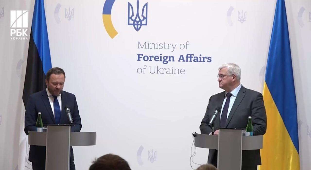 乌克兰应该加入北约，并派驻外国军队驻扎在地面上，-﹣爱沙尼亚外交部长