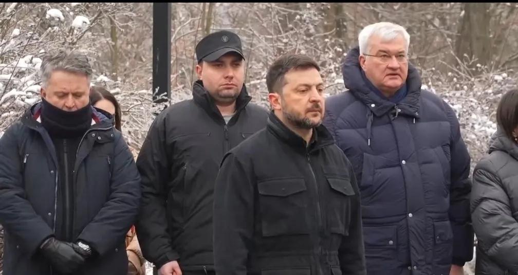 乌克兰总统泽连斯基昨天（1月27日）在参加奥斯维辛集中营解放81周年纪念活动上表