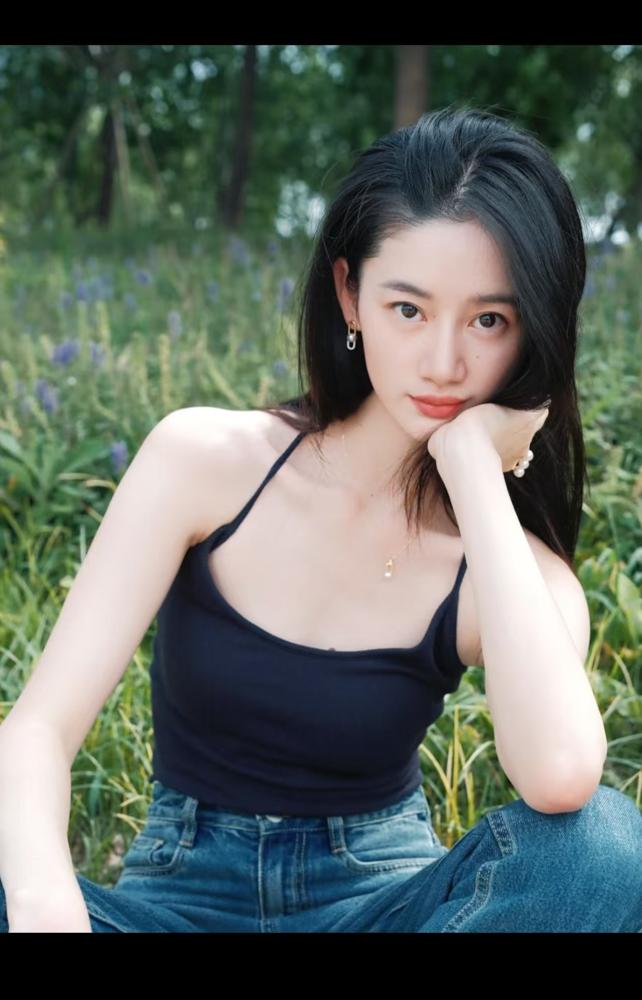 郭晓婷戏里能把男人治得服服帖帖，戏外呢？她那张嘴，专治娱乐圈的各种“不服”。