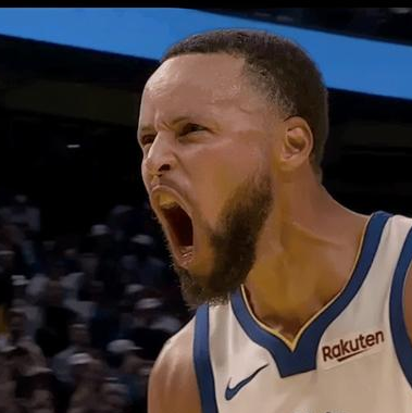 库里：今年勇士开赛的难度堪称史上最魔幻的赛季开局。库里在接受采访时谈到了球队开赛