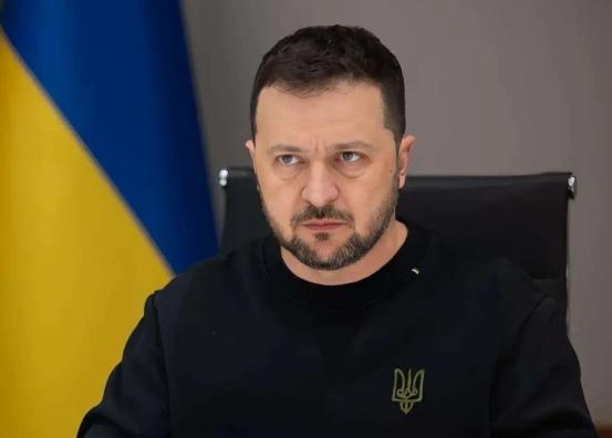 俄罗斯在谈判桌上服软了，停火的条件已经越来越低，只需要乌军撤出顿巴斯的确就可以了