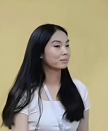 查尔斯三世和卡米拉王后深入交流了55年，两人是否有私生子？现在有不少二代，开始