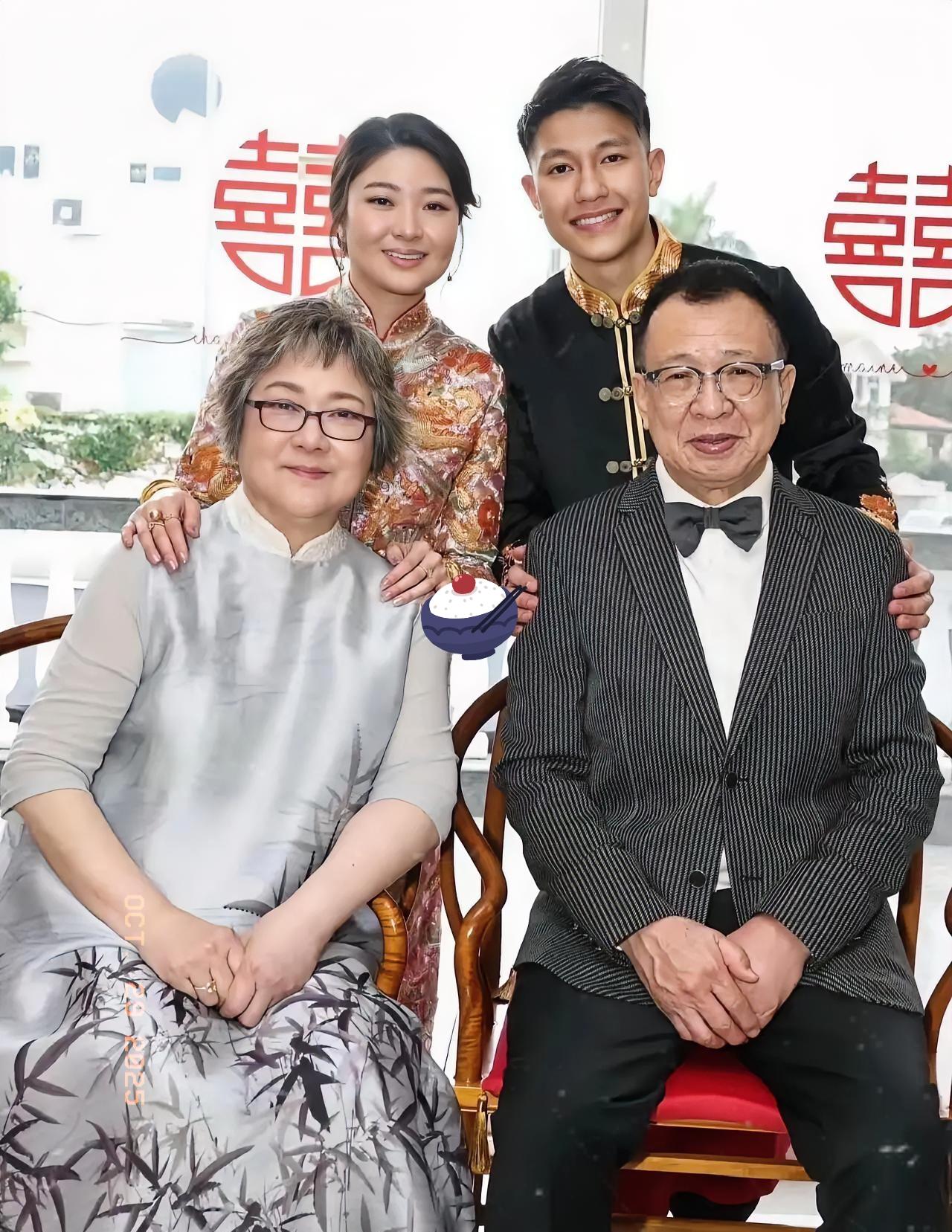 许绍雄真是用心良苦，为了避免身后纷争，他早就做好以下安排：1.把新加坡房产赠