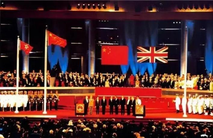 揭秘香港日占时期，日本除了残忍大屠杀外，还犯下了哪些令人愤慨的罪行？1945年