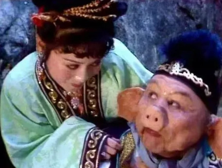 当年，《西游记》马上要拍到高老庄的戏份，可高小姐一直找不到演员，马德华给杨洁导演