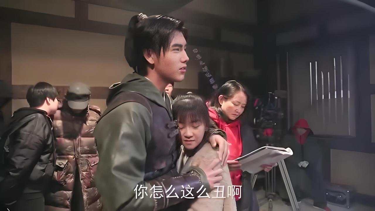 怪不得呀～资本家的实力～这就解释通了……宋伊人，古偶剧《将夜》中女主搭档