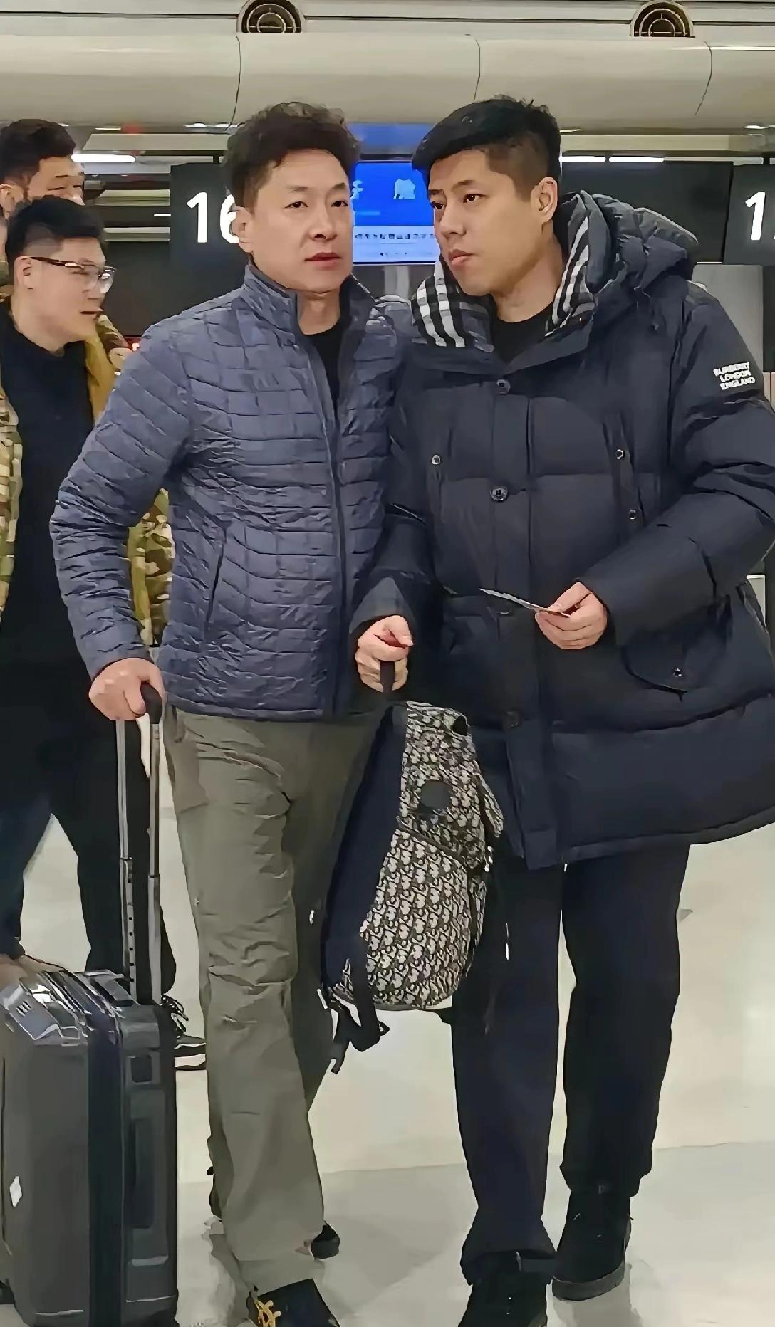 徐新打爆刘传兴！最大赢家竟然是广东队！本场比赛不得不说的3个事实：1.徐新打爆