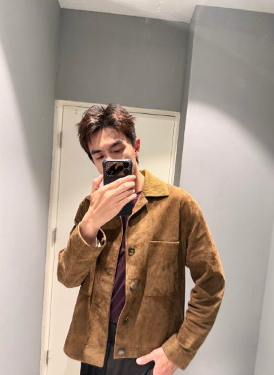 林更新你的手需要保养一下了看出来像上了年纪的！九亿少女的梦破碎了