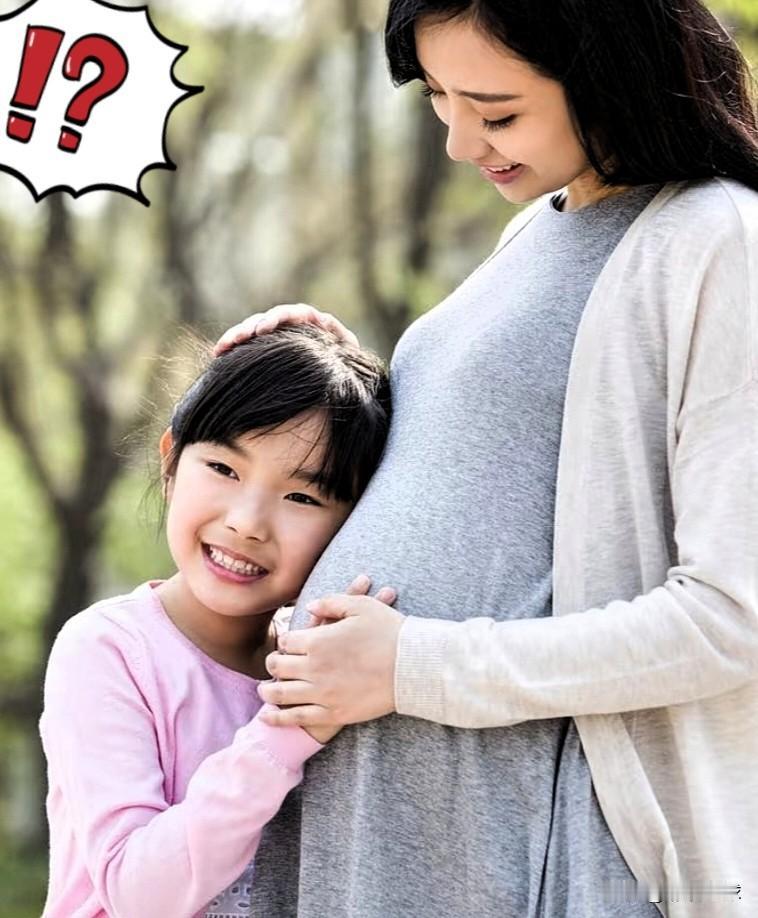 现在开放三胎了，你们愿意生吗[捂脸哭][捂脸哭]不愿意生！不是不想养娃，是实在扛