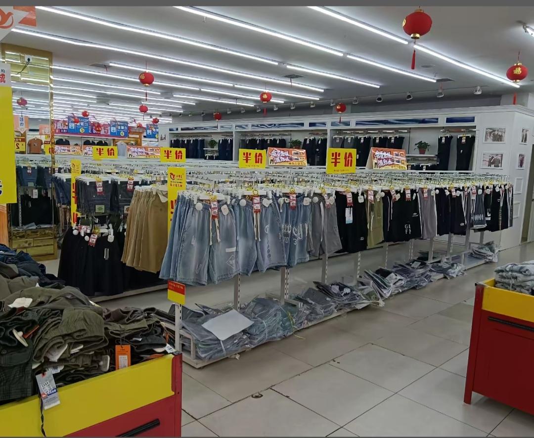 一个女人发家后，把娘家忘得一干二净，你说她会有好结局吗？我的发小，我从小就知道