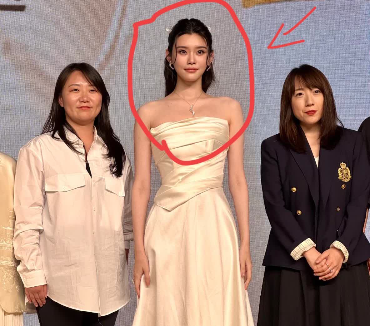 亲眼见过奚梦瑶本人是什么体验？闺蜜说了一个大实话，她说线下看本人太不一样