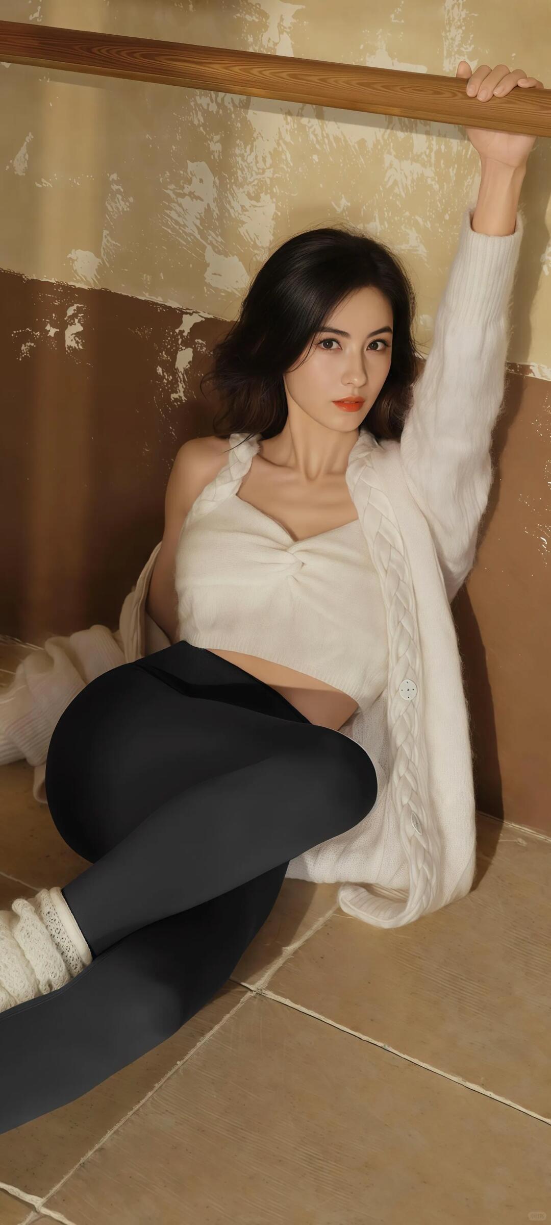 谁能料到张柏芝在品牌活动上，把极简中性风穿出碾压全场的气场！褪去浓妆艳抹，告别