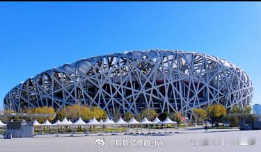 全球石油储量前十（2024-2025年数据）的国家：1.委内瑞拉：3030亿桶