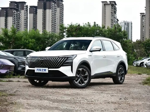 长安CS75PLUS，博越L，这俩都是10万级家用SUV尖子生，不是降维打击，是风格不同。CS75P