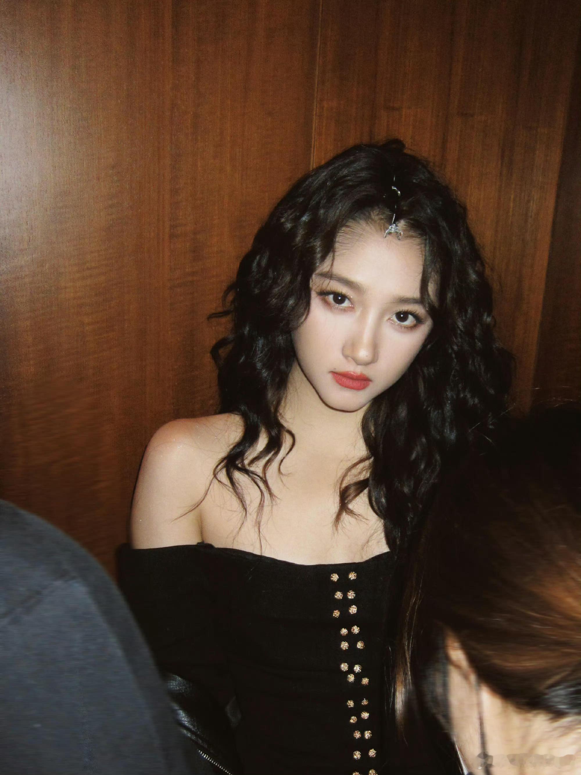 关晓彤造型正常了格格只需要正常发挥，就能发挥出大杀四方的美貌了，就怕造型师有奇