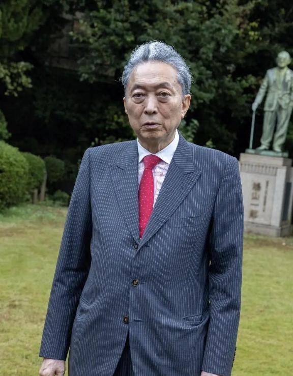 日本前首相提醒高市：当年中国免掉千亿赔款，是因给日本立了个死规定，这笔钱按当时日