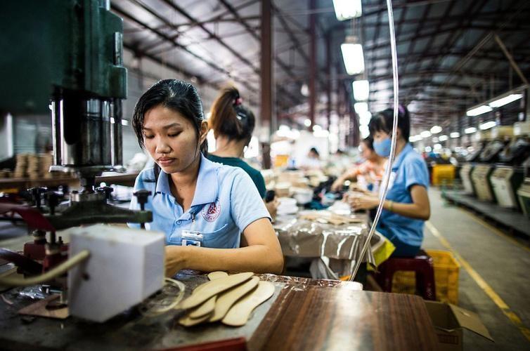 还忽悠？想取代中国当世界工厂，也不问问中国那6.3万亿度电答不答应！真以为代