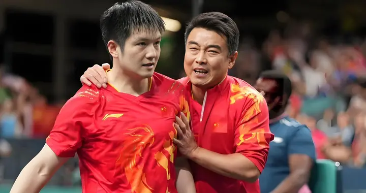 樊振东拒回归背后真相:国乒祖师爷怒斥WTT规则荒唐