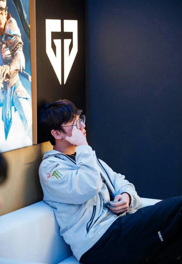 性讨论：ruler的s赛是不是特别怕进攻型下路s11被世界第一卢娜打穿，s13下