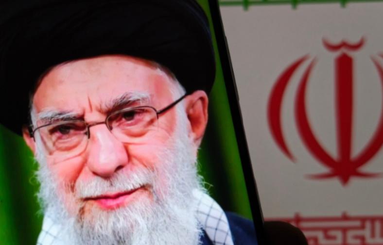 真相出炉，伊朗虚假消息不攻自破，3月3号，伊朗官方媒体发了个简短消息，说最高领袖