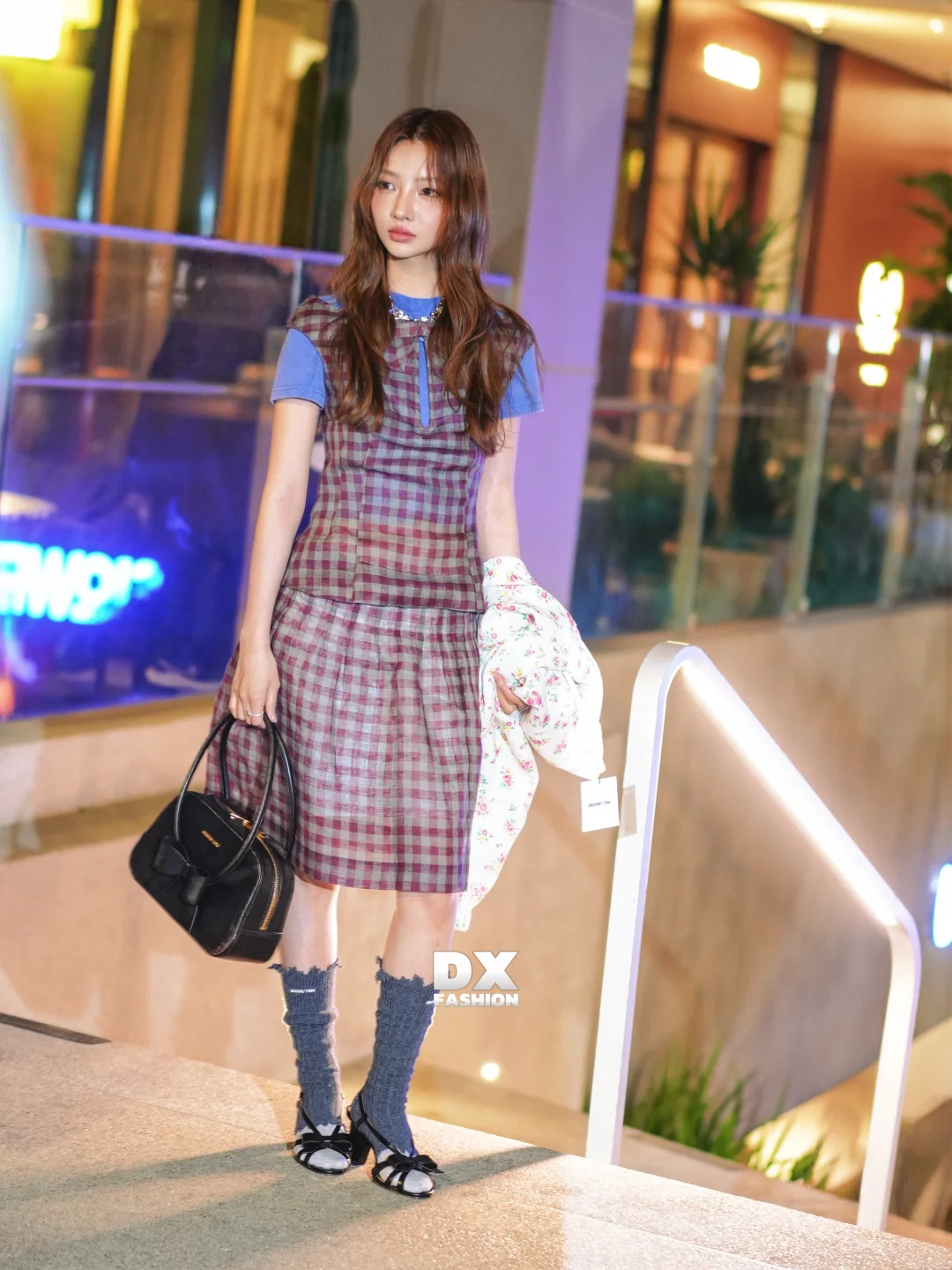 街拍🧩春夏街头秀场外的时髦精都穿什么！