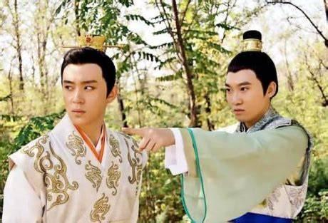 985年，宋太宗最喜爱的长子赵元佐失落地对弟弟说：“今日宫中设宴，你们都参加了，