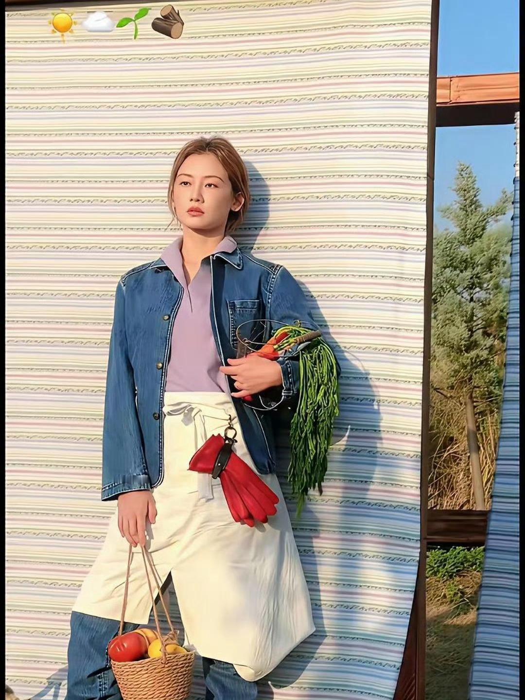 苗苗新式造型果然与众不同，怪不得郑恺那么喜欢她