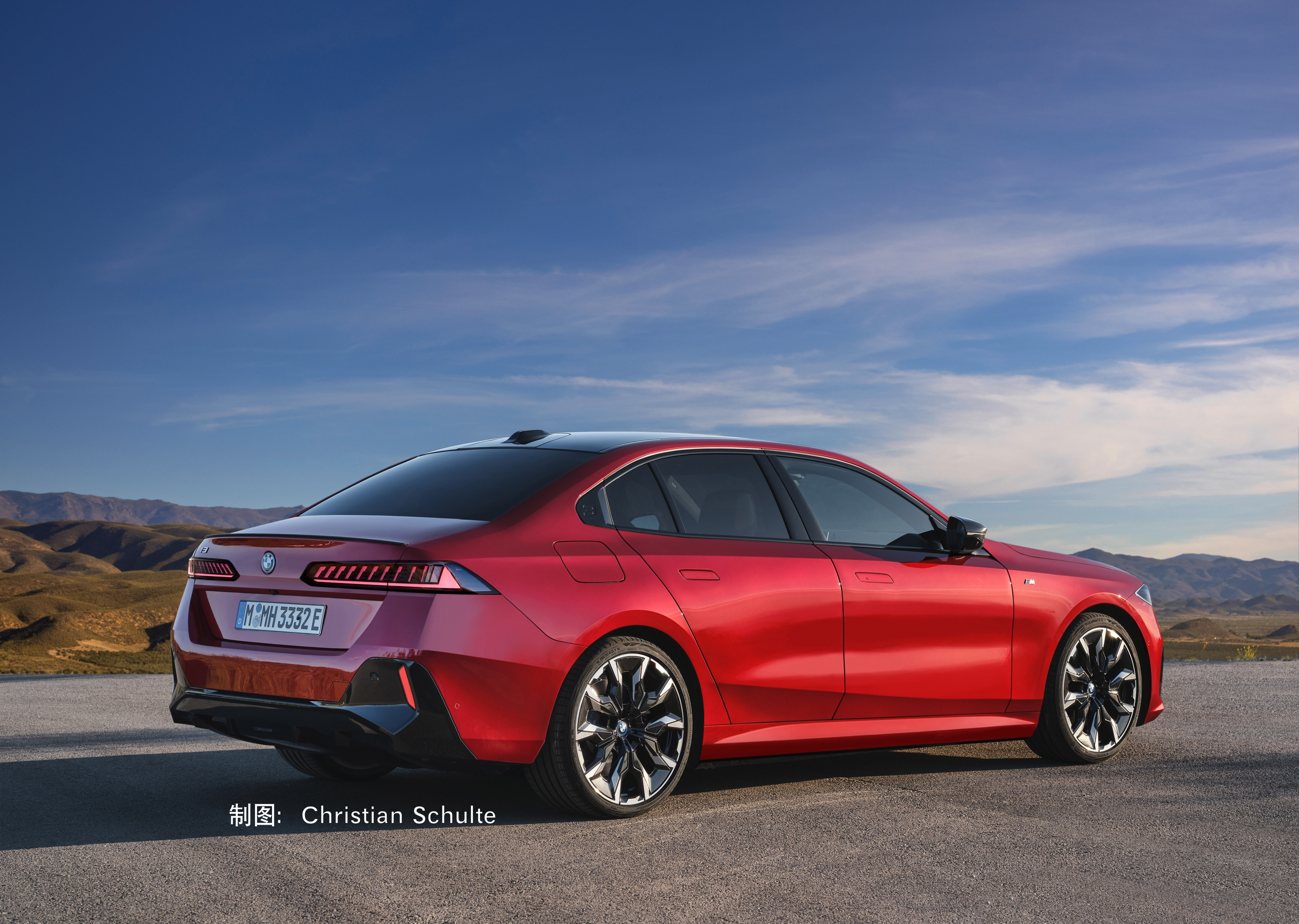 宝马新世代第二款车型，也是首款轿车i3，明天发布。燃油3系也同期换代。宝马正式