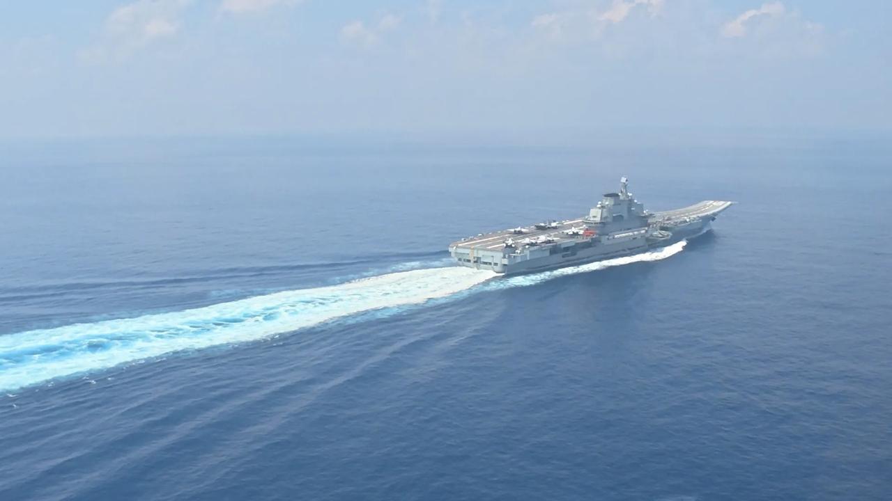 根君央视新闻报道，2026年6月22日，辽宁舰结束40多天实战化训练，成功返港！
