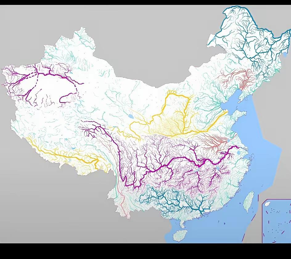 黄河和长江，都在我国境内流淌，真是华夏之福。一黄一清，一北一南，孕育了千年文明