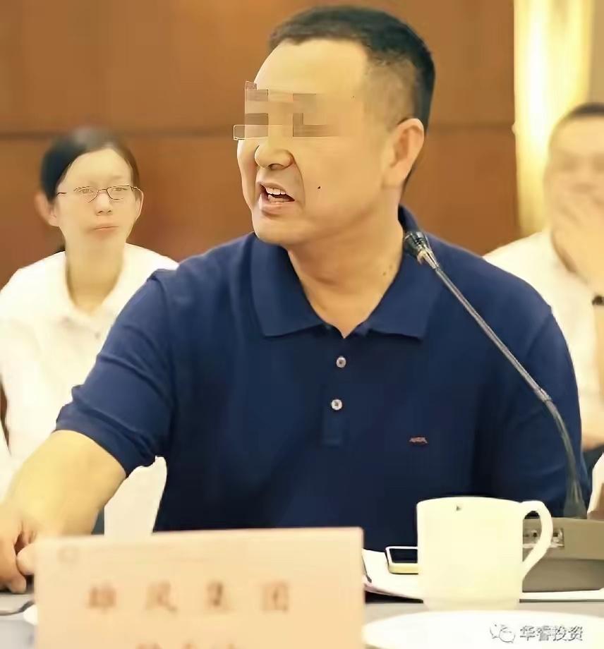 开了眼了。国内欠着20家银行将近20亿，被列入失信名单整整五年。结果人呢？跟家