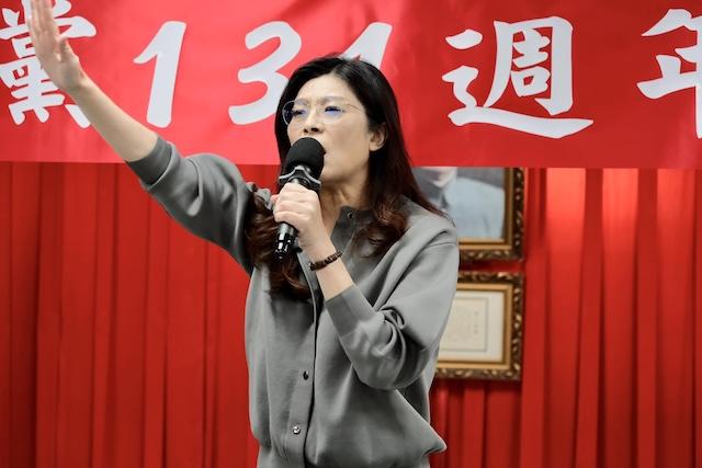 民进党政府昨天宣布“不副署”财划法修法，再掀朝野高度对抗。中国国民党主席郑丽文1