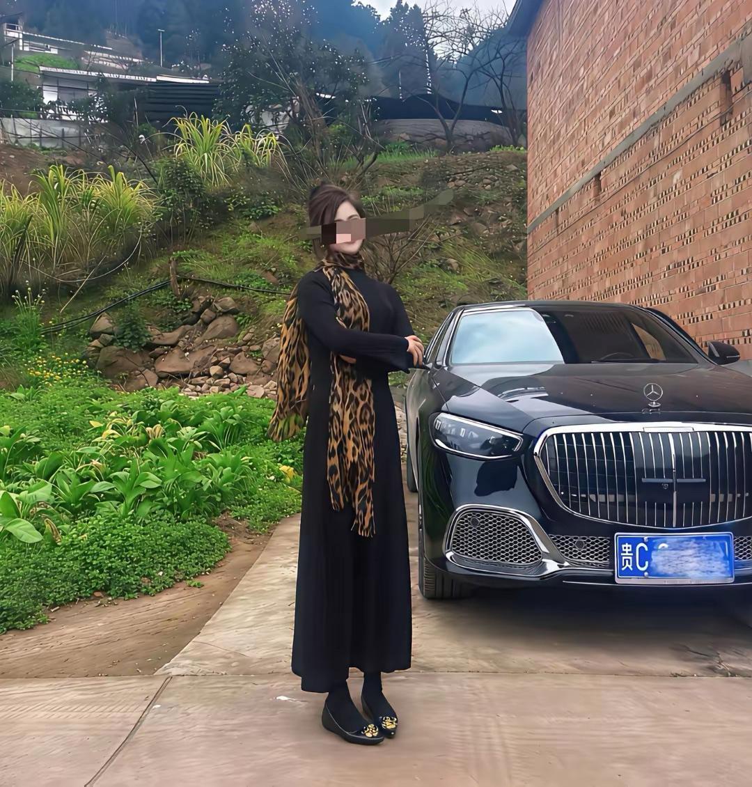 这车都快被拉成SUV了