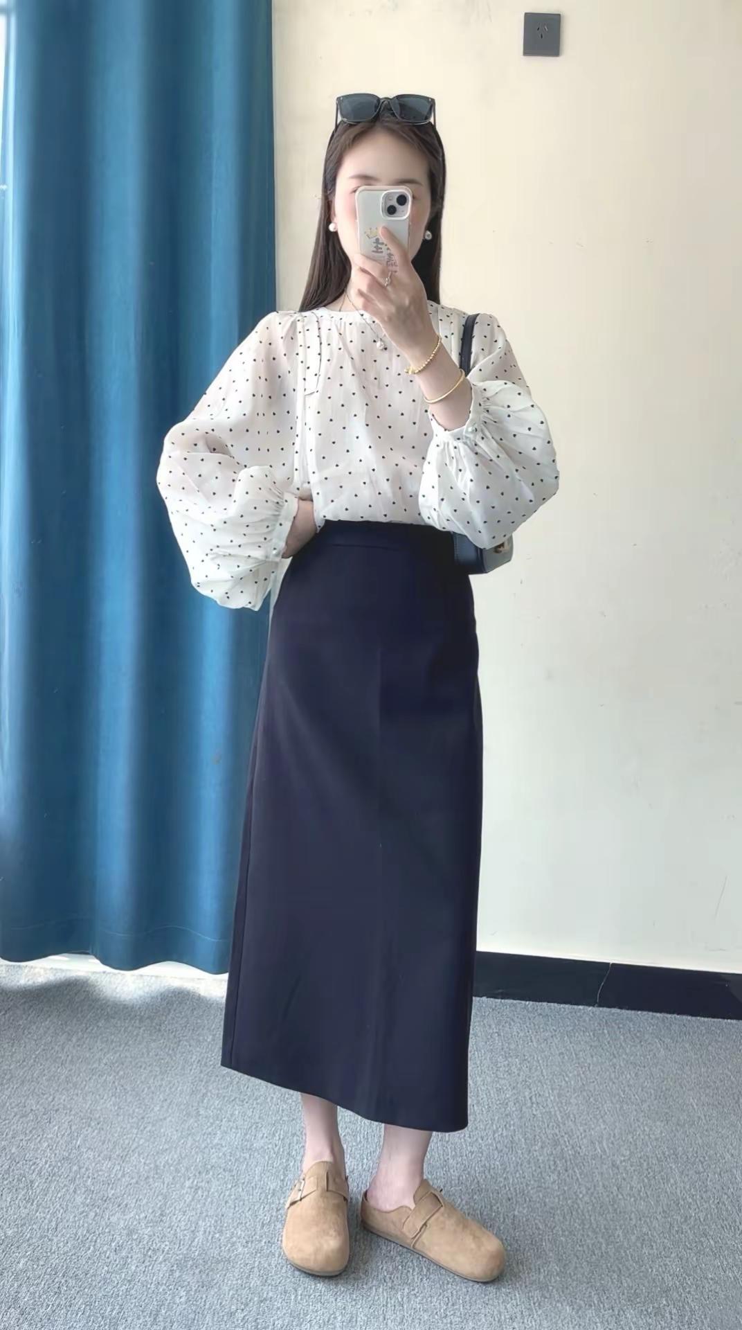 竺姐家衣服主打气质已经被她家风格拿捏了。喜欢气质款衣服的姐妹，她家强烈安利，上