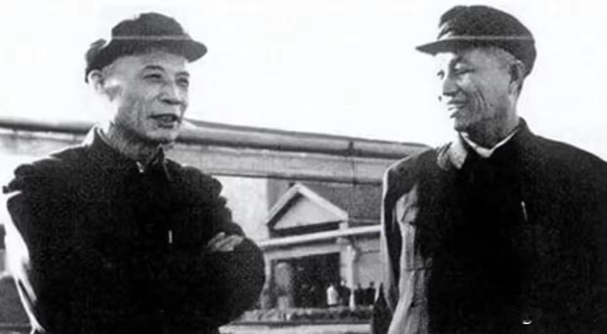 1978年民政部部长程子华回家，见警卫拦着个脏老头，走近一瞧当场失控，这哪里是乞