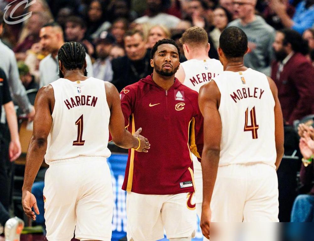 全网都在骂骑士队不要脸，公然给老鹰放水。我告诉你，这根本不是阴谋，这是一场教科书