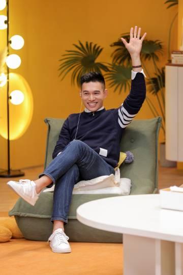 Papi酱是不是有点太过了？在观察室里一直说车崇健是AI机器人也就算了，见到本人