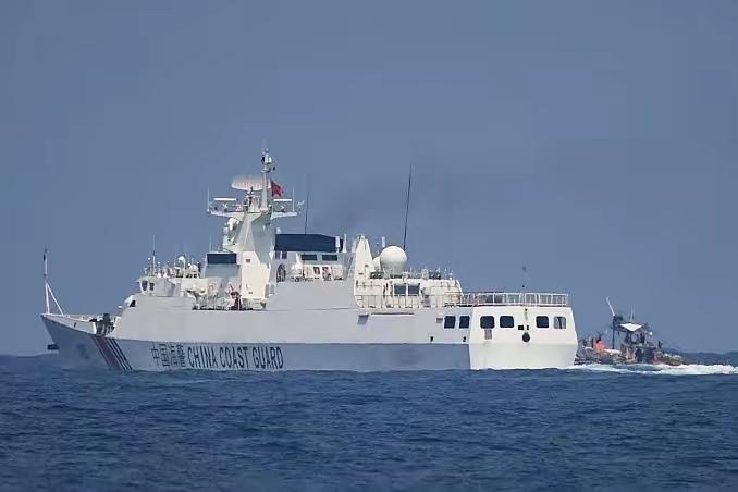 9月28日，菲律宾海岸警卫队骚扰中国渔民正常捕捞，沧海桑田，放二十年前，菲律宾军