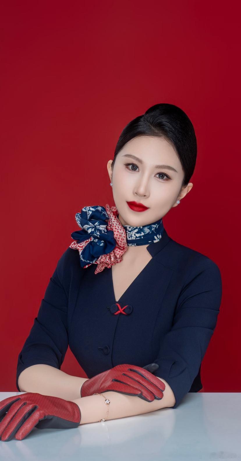 东航空姐的气质就是好。