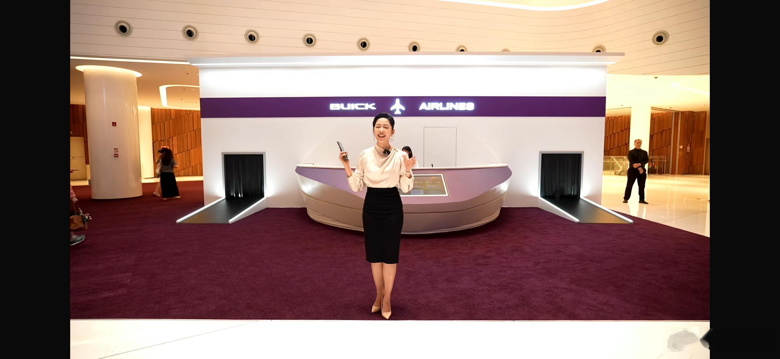 全新GL8陆尊PHEV也要来了。别克造MPV那没话说，所以一会看看价格怎么样就行