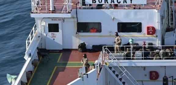 逮捕中方船长后，法国陆军参谋长警告：做好战争准备！大西洋上风起云涌，一艘挂贝