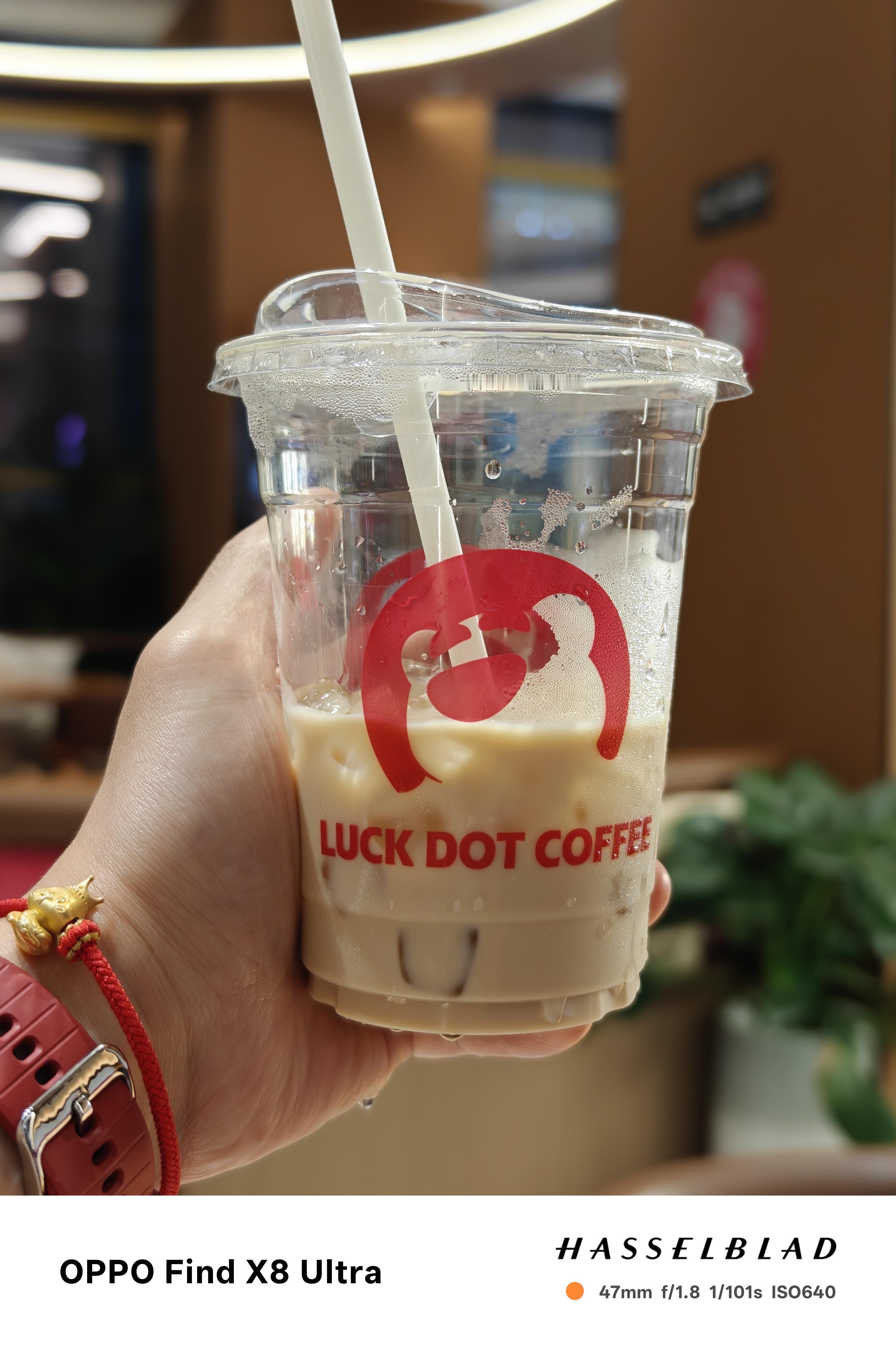 9.9元咖啡正在杀死独立店​确实。虽然9.9的咖啡便宜性价比高，但是味道真的不