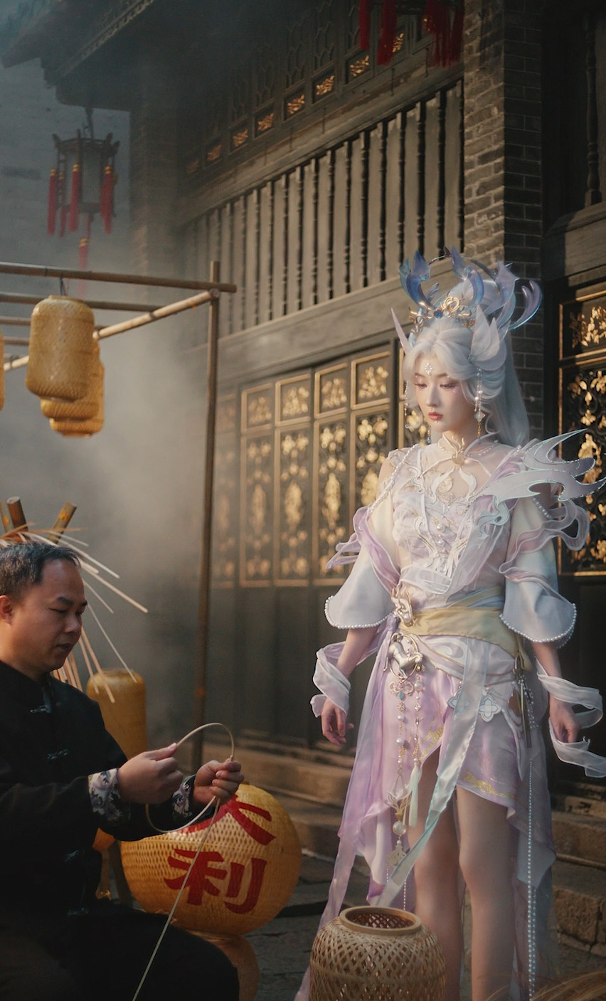 和平精英遇见非遗风华王玉雯谁能拒绝又仙又飒的灵驹仙姬！王玉雯一抬眼，清冷氛围感直