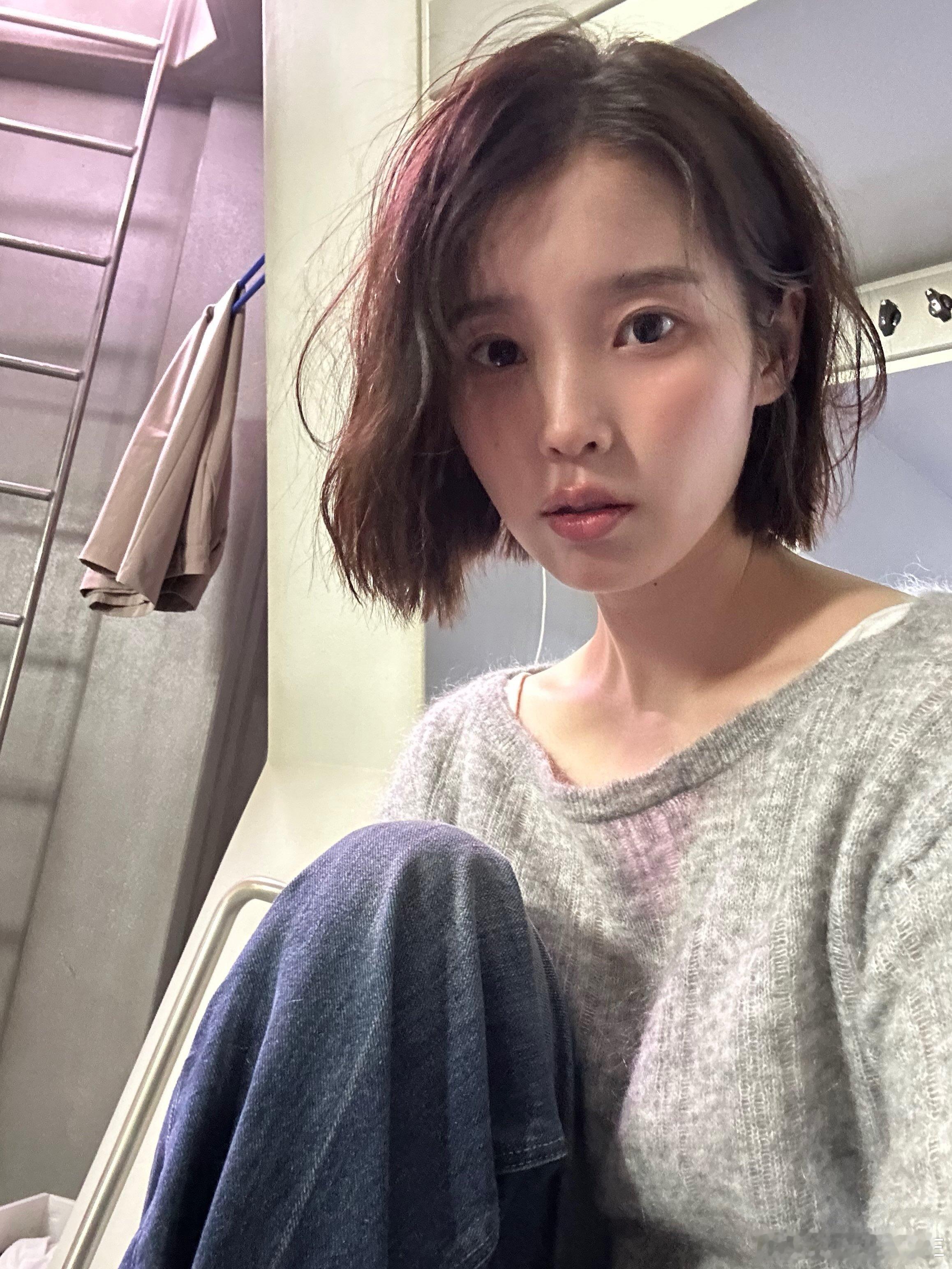 这位女士美疯了已经iu李知恩