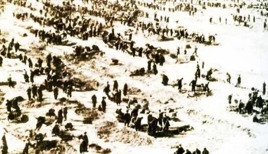 1993年秋末冬初发生，在德州发生一起雨雪交加20万河工大撤离事件，该事件可谓是