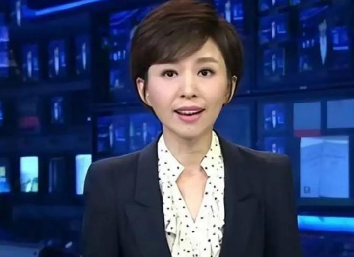 央视这些女主持，咋就一个个单着呢？说实在的，不是没人追，是普通人压根接不住她们的