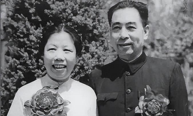 一次国宴时，外宾刁难周总理：您见过世界上最漂亮的女人吗？周总理放下筷子说道：我见